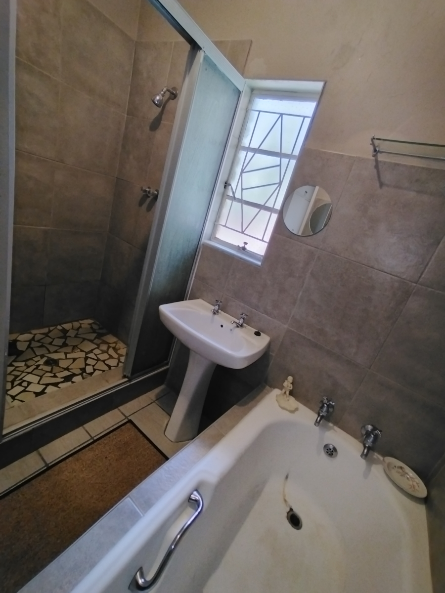 4 Bedroom Property for Sale in Jan Kempdorp Northern Cape